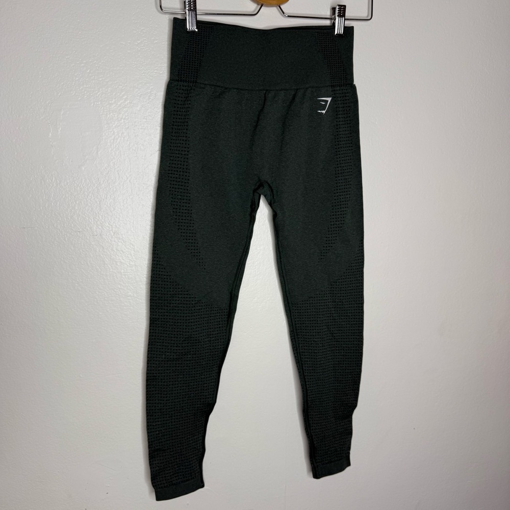 Gymshark Green leggings Sz S 24” inseam
